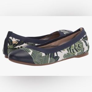 COLE HAAN “Elbridge” Blue Green White Tropical Palm Print Canvas Ballet Flats, 7